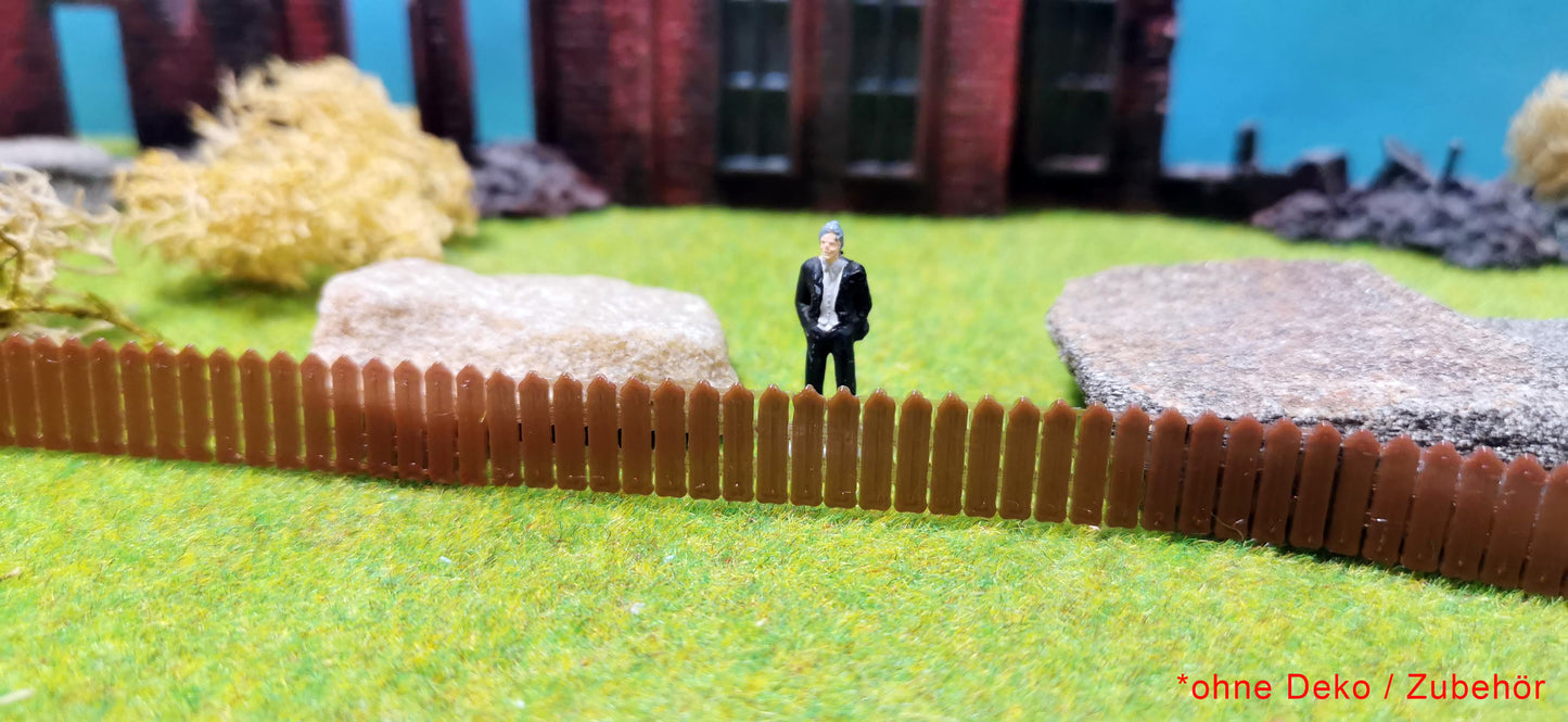 20 Stück Holzzaun Gartenzaun im dunklen Holzlook