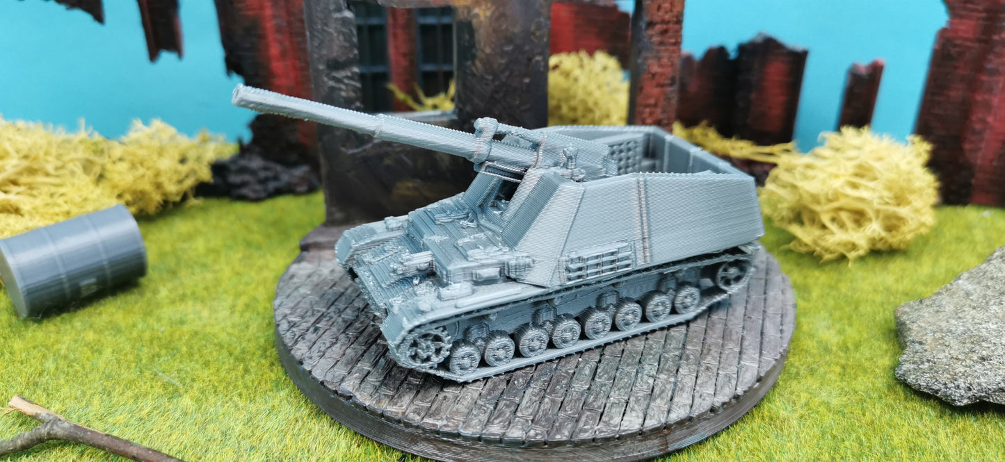 Panzerhaubitze "Hummel" – Deutsche Selbstfahrende Artillerie