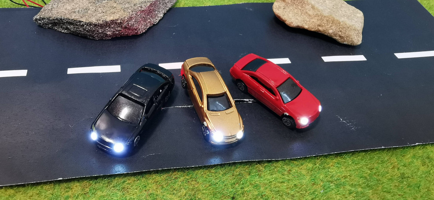 Beleuchtete Modellautos für Spur TT (1:100), Spur N (1:160), Spur Z (1:220)