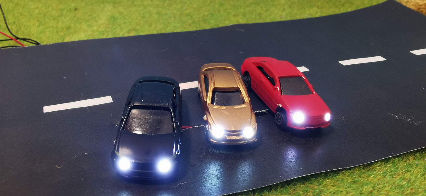 Beleuchtete Modellautos für Spur TT (1:100), Spur N (1:160), Spur Z (1:220)