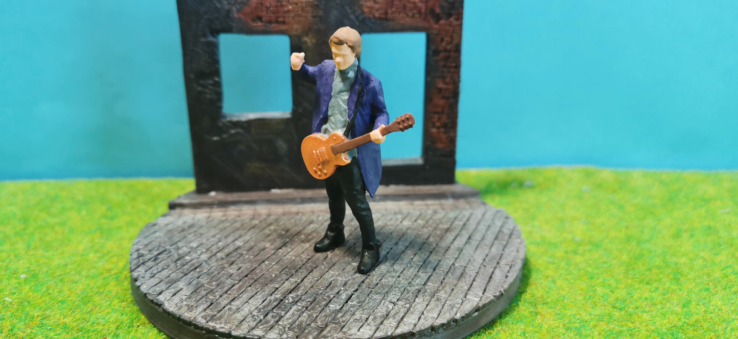 Konzert-Musiker mit Gitarre Resin-Figur - optional bemalt