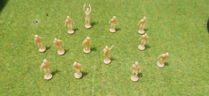 26x Fussballer Figuren 1:87 (Spur H0) Fussball Soccer - unbemalt