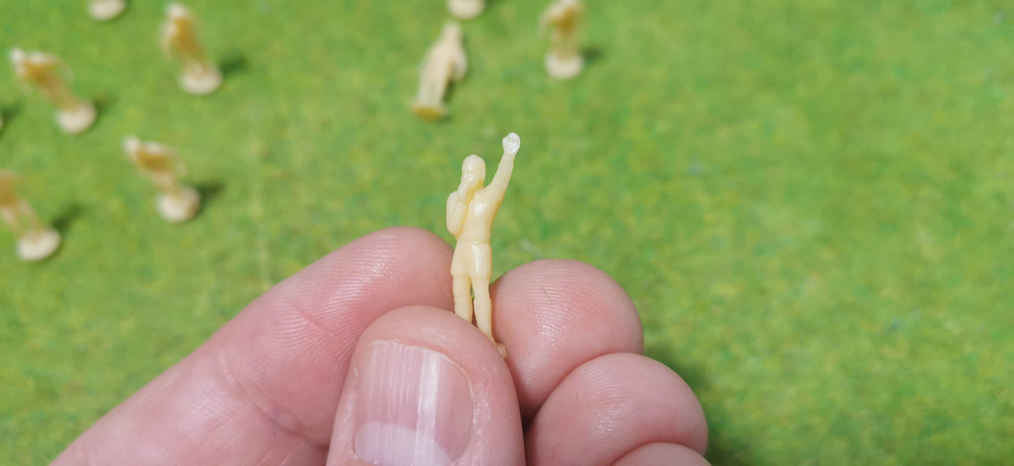 26x Fussballer Figuren 1:87 (Spur H0) Fussball Soccer - unbemalt