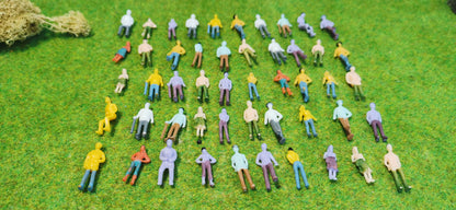 100x Figuren 1:72 (1:76) stehende Passanten Spur 00 - bemalt
