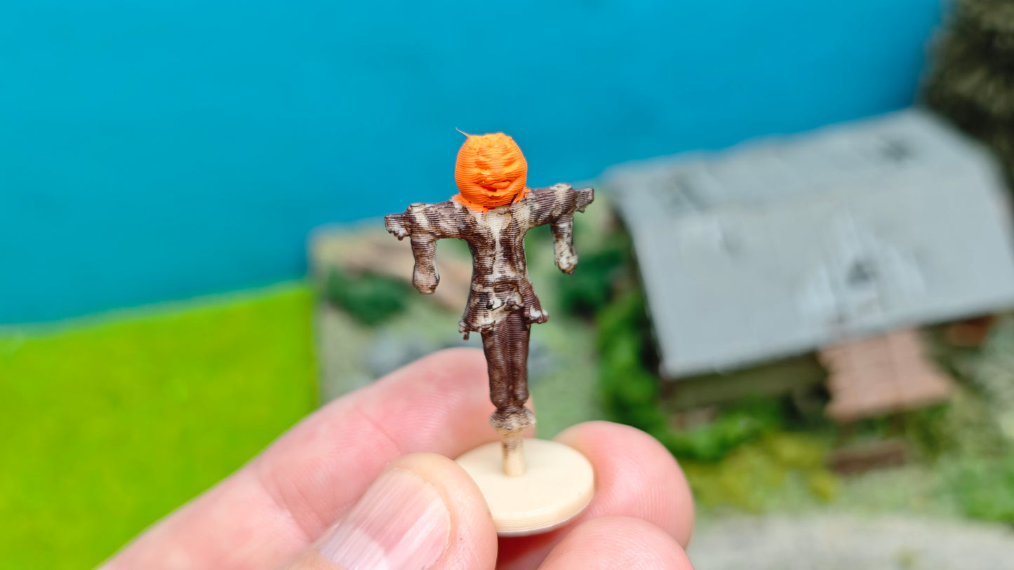 Vogelscheuche aus Kunststoff - wahlweise bemalt