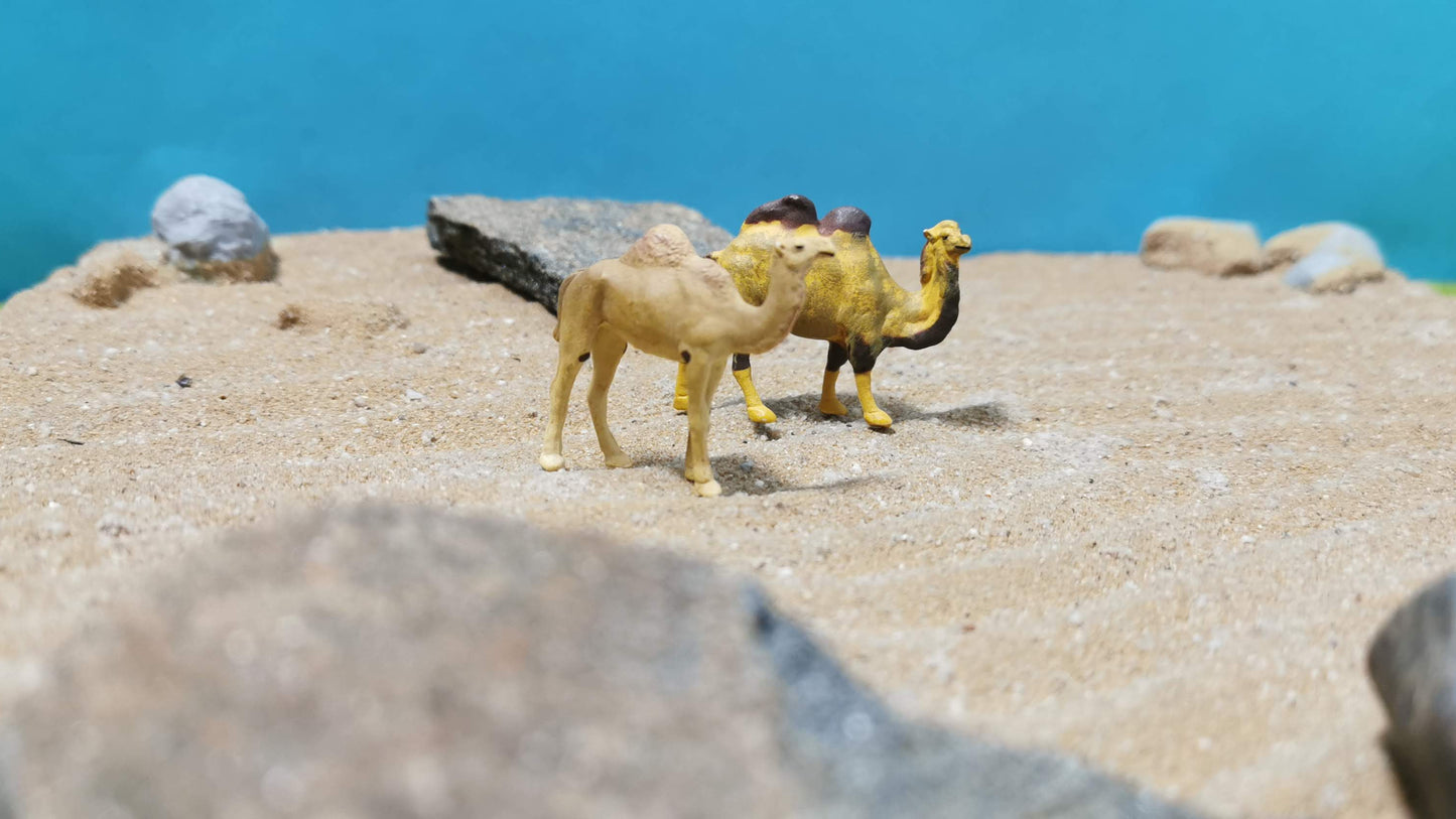 2x Kamele Dromedar Figuren Set Tiere 1:87 (H0) - bemalt