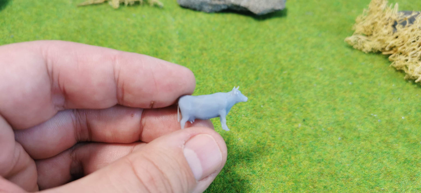 4x Kühe Bulle Kuhherde Set aus Resin 1:87 (H0) - bemalt oder unbemalt