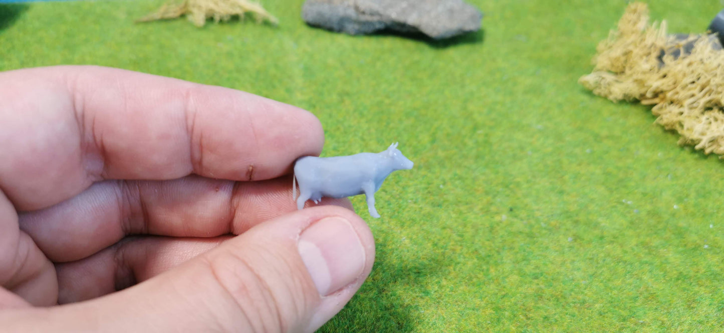 4x Kühe Bulle Kuhherde Set aus Resin 1:87 (H0) - bemalt oder unbemalt