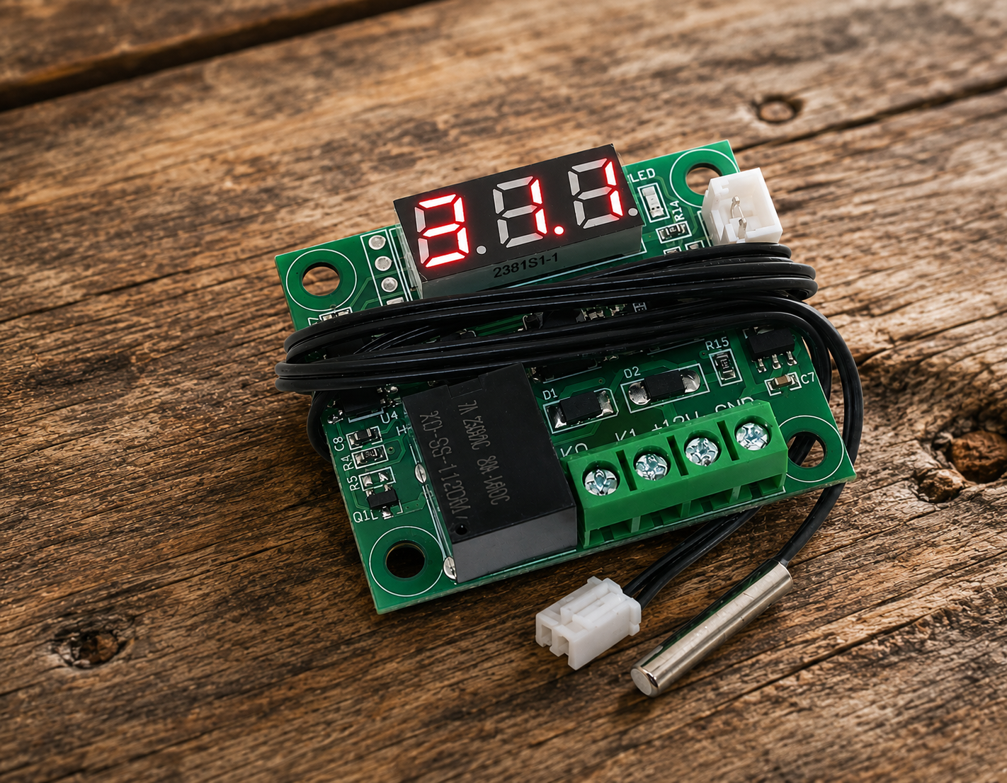 Digital Temperaturregler Thermostat W1219 12V 20A mit Fühler LED Anzeige