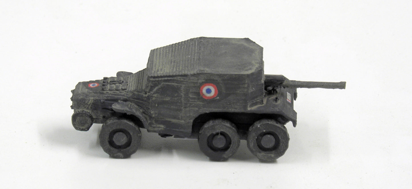 Laffly W 15 TCC französischer 6x6 Radschlepper mit Antipanzer Kanone