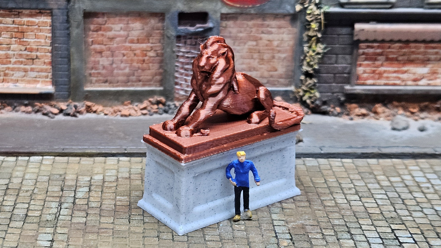 "Löwe" Denkmal Bronze Kupfer Statue mit Sockel Spur H0 (1:87)