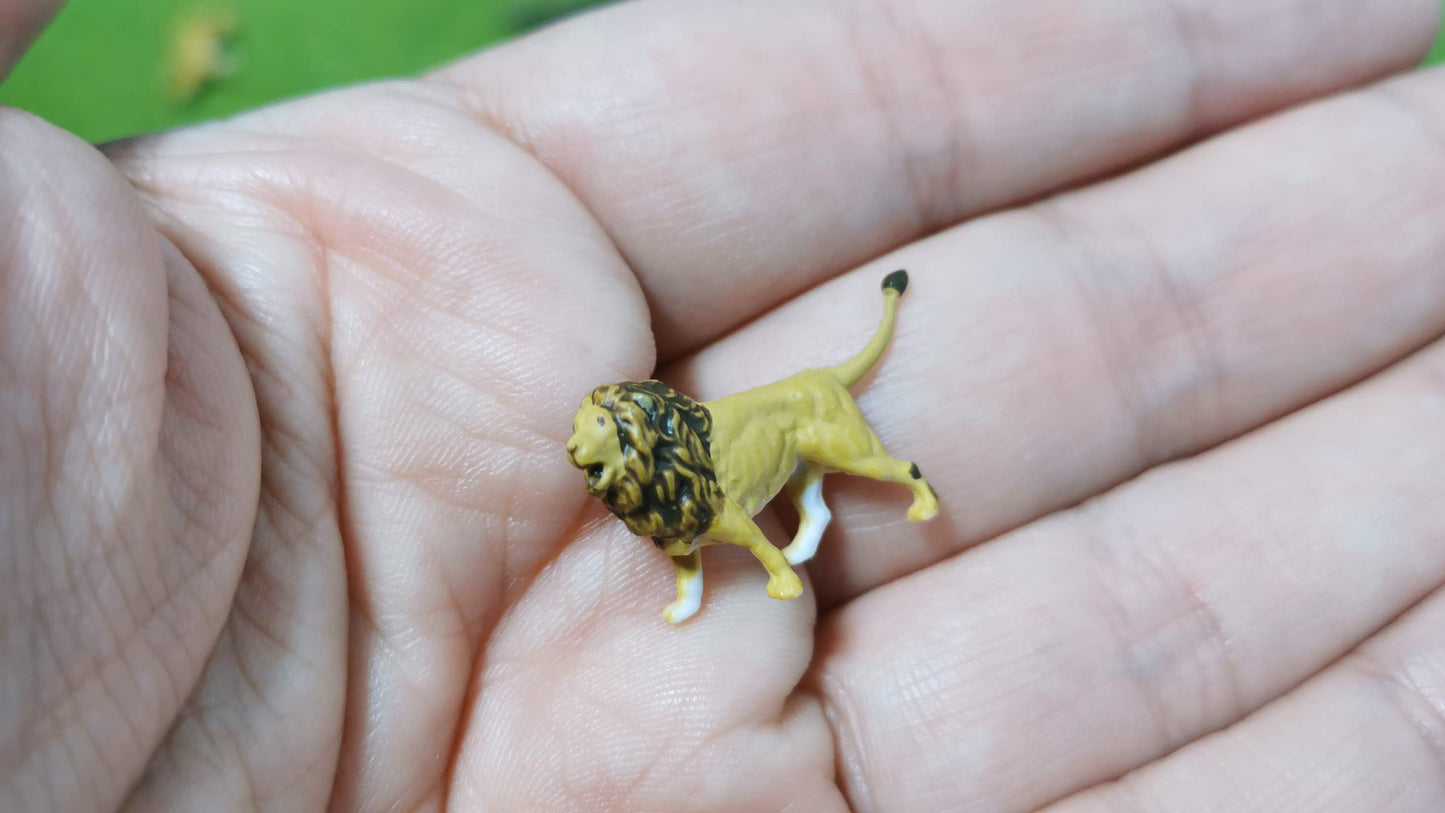 2x Löwen Löwe Figuren Set Tiere 1:87 (H0) - bemalt