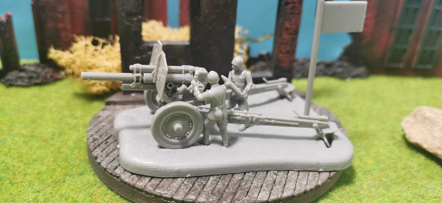 Russische 122 mm Haubitze M1938 (M-30) + Figuren 1:72 - unbemalt