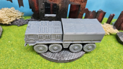 MAZ-535 (МАЗ-535) schwere russische Zugmaschine "Plane"