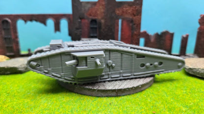 Mark IV "Hermaphrodite" mit Tadpole Trail britischer WW1 Panzer