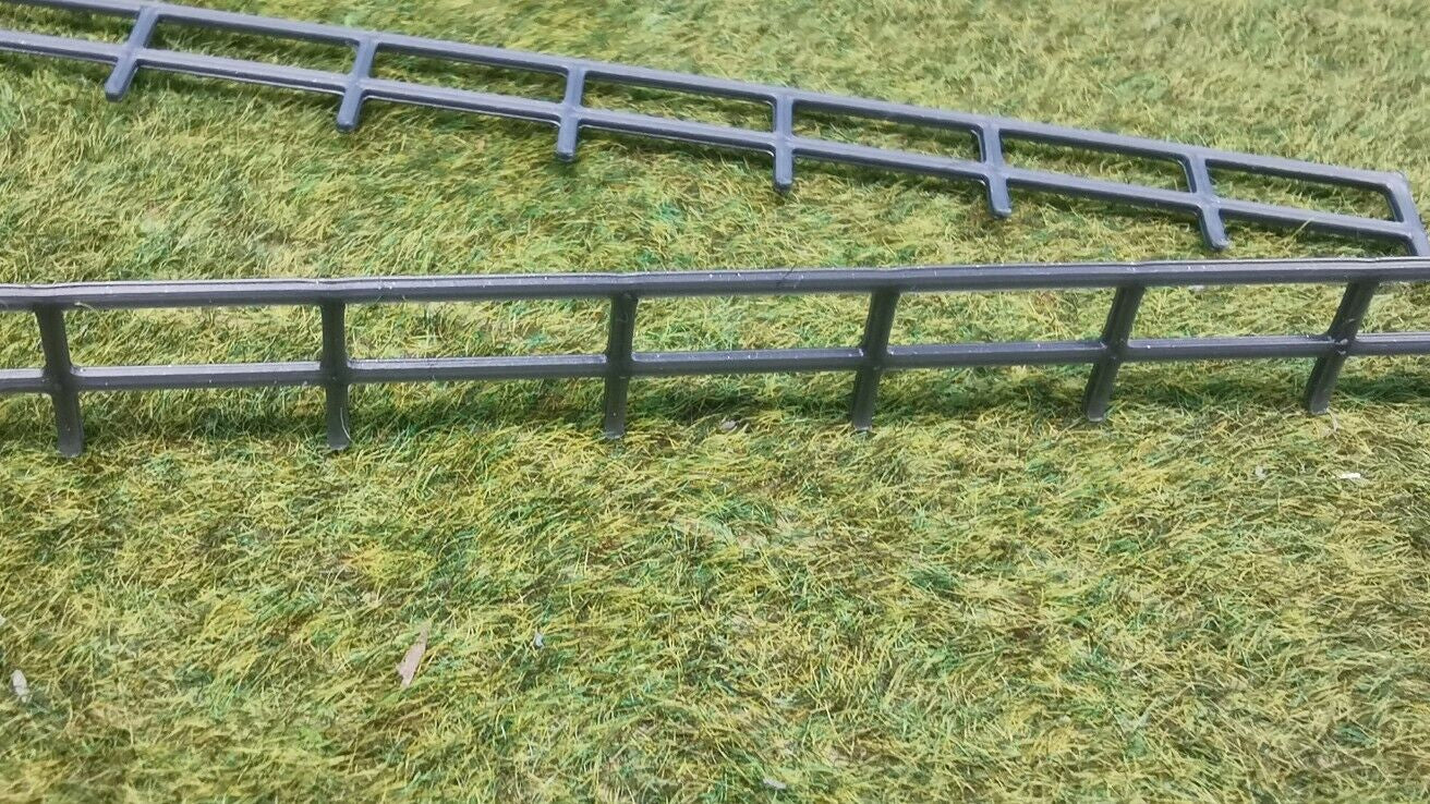 12 Stück "Metall Geländer" Zaun in silber/grau