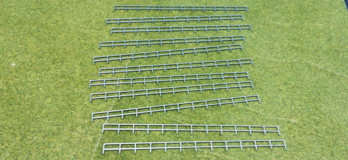 12 Stück "Metall Geländer" Zaun in silber/grau