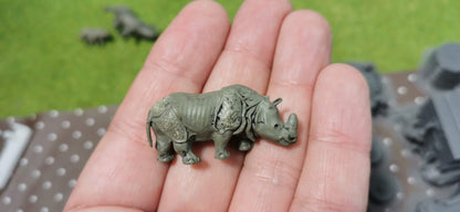 3x Nashorn Rhino Figuren Set Tiere 1:87 (H0) - bemalt