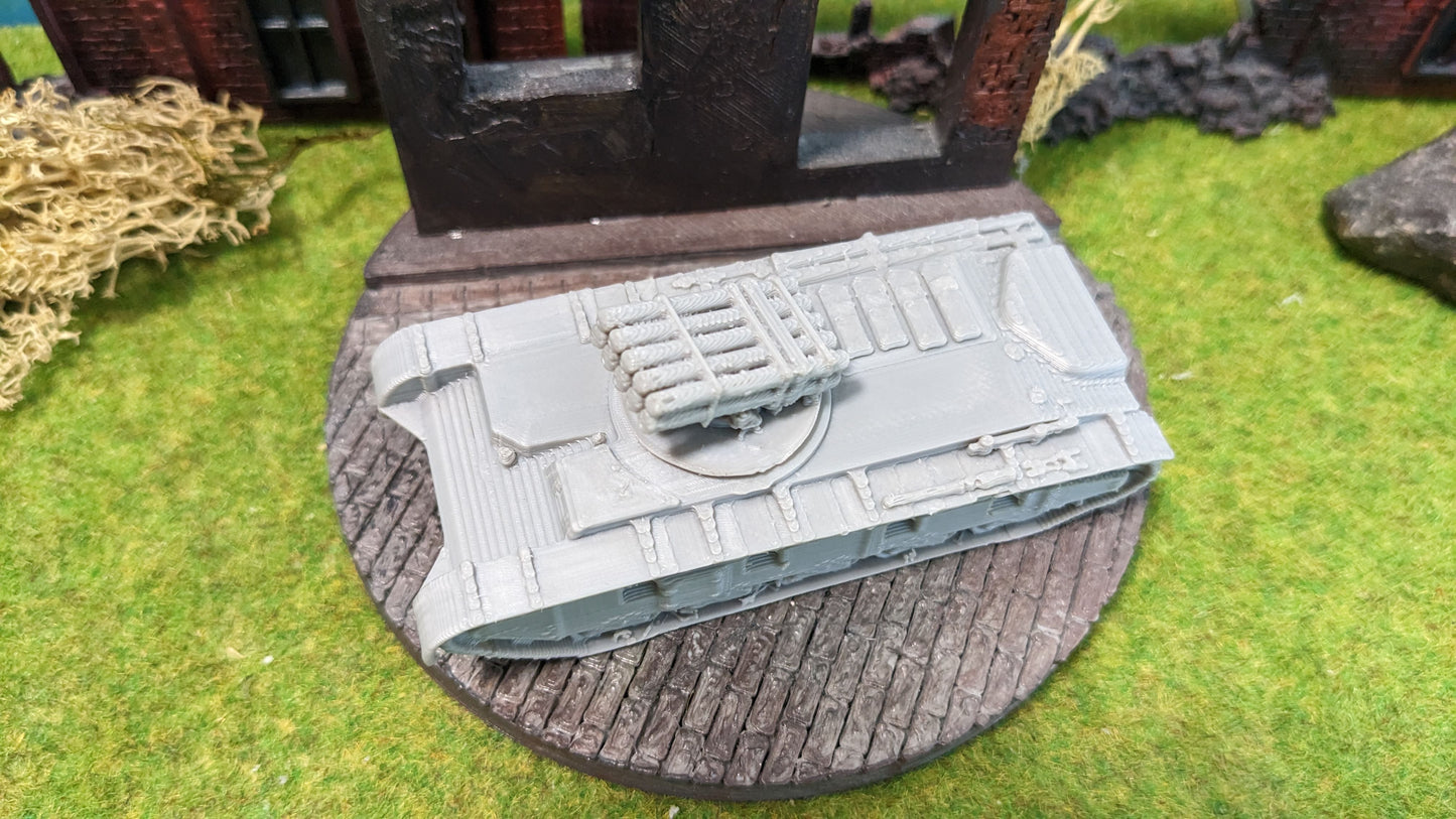 Neubaufahrzeug mit Werfer Prototyp Panzer
