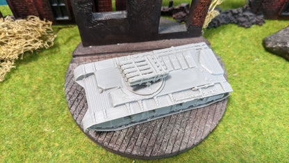 Neubaufahrzeug mit Werfer Prototyp Panzer