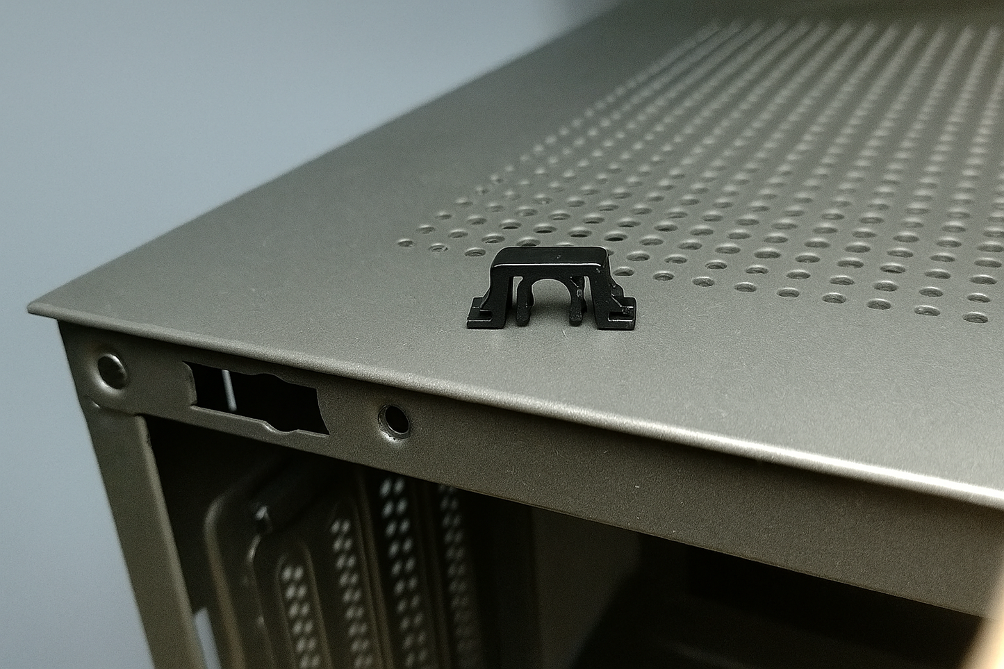 4x Halteclip Halterung Clip passend für Tecware Fusion Case Seitenblende