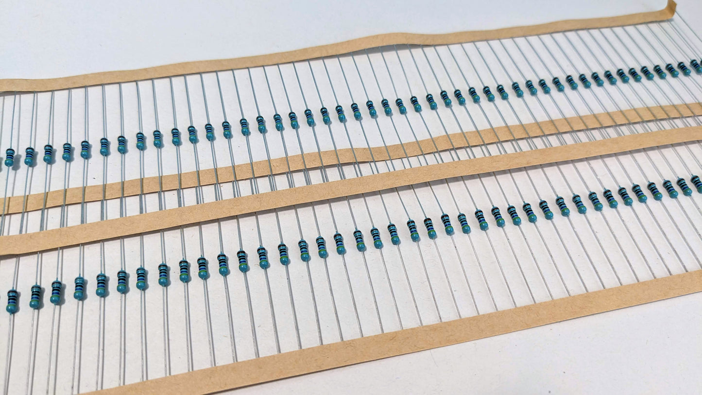 100 Stück Widerstände Vorwiderstände 470 Ohm 0,25W Metallschicht für LED an 12V