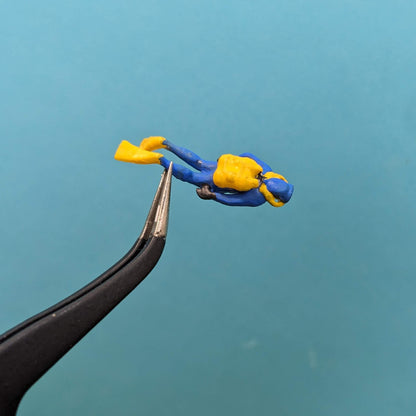 Sport Taucher Scuba Diver Figur aus Resin - wahlweise bemalt