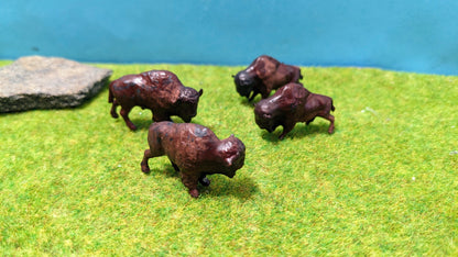 4x Bison Büffel Figuren Set aus Resin 1:87 (H0) - bemalt oder unbemalt
