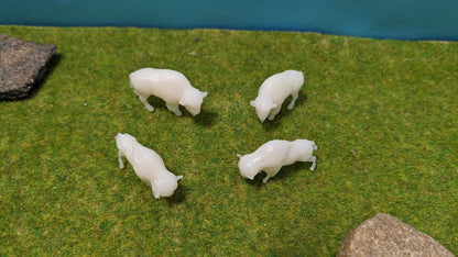 4x Bison Büffel Figuren Set aus Resin 1:87 (H0) - bemalt oder unbemalt