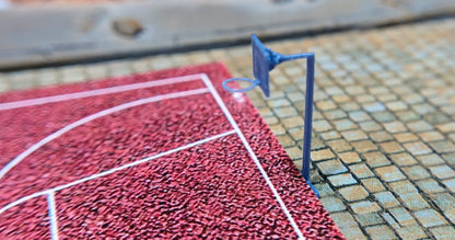 Basketballplatz + Körbe für Spur N (1:160) als Bausatz