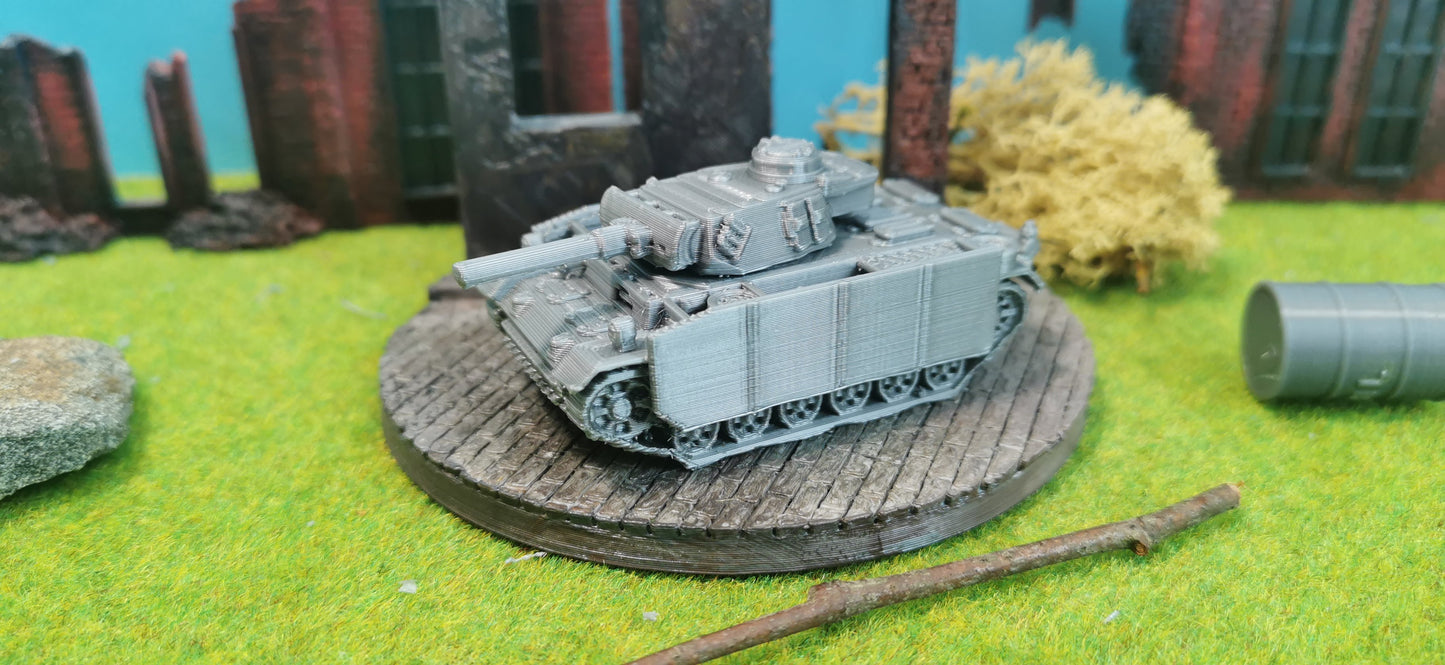 Sd.Kfz. 141/3 "Flammpanzer III" mit Schürzen
