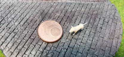 2x Bullterrier Pittbull aus Resin 1:87 (H0) - bemalt oder unbemalt