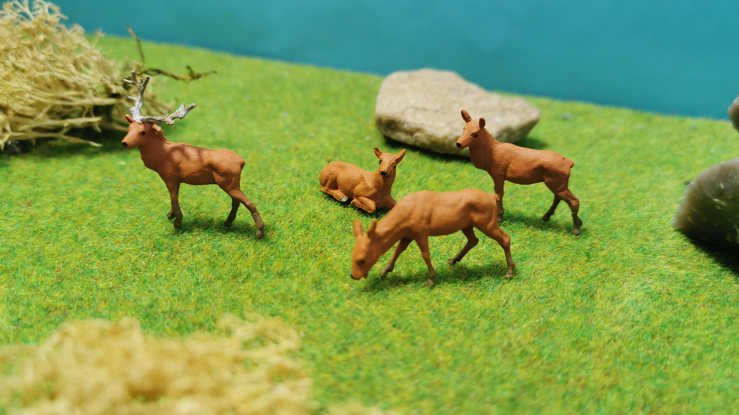 4x Rehe Hirsch Hirschkuh Reh Figuren Set Tiere 1:87 (H0) - bemalt