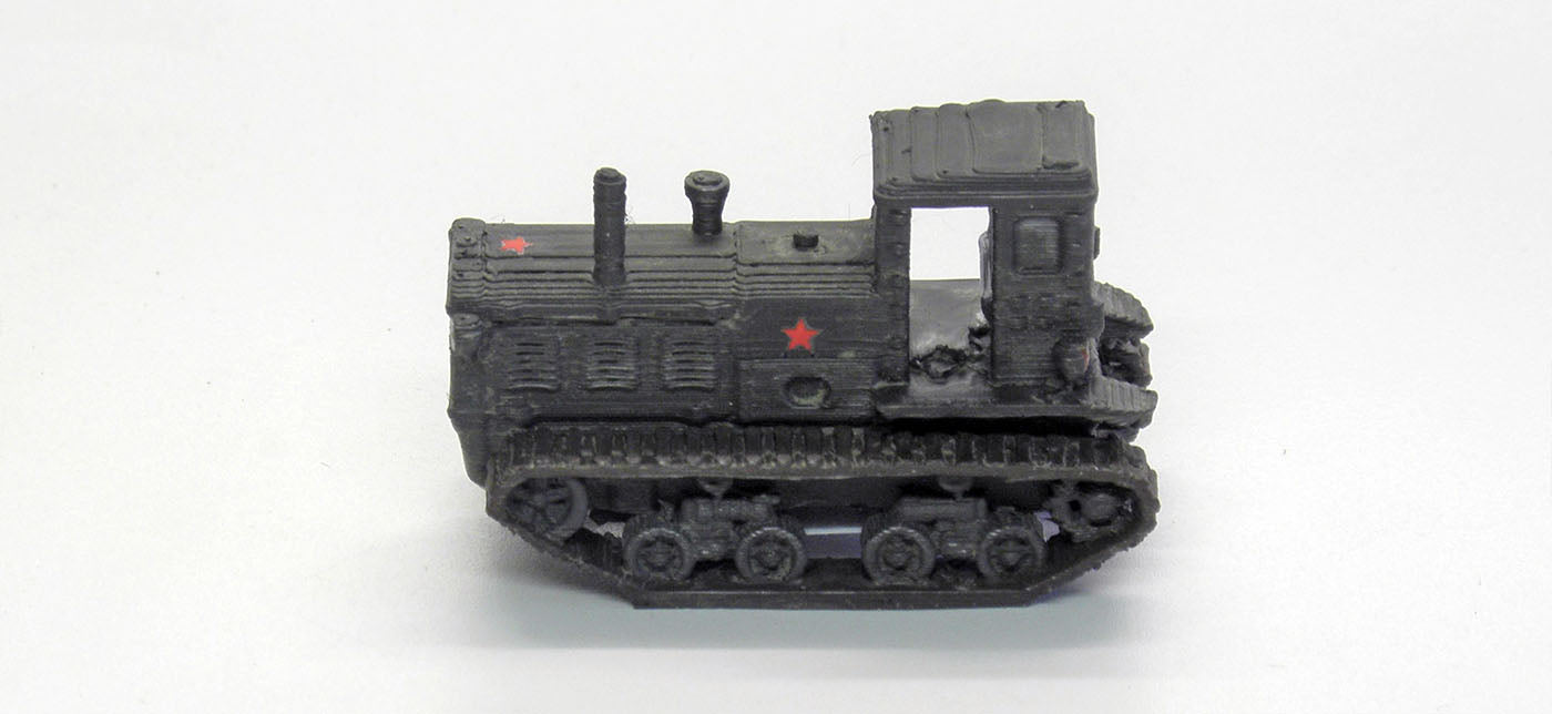 STZ-3 russischer Artillerieschlepper