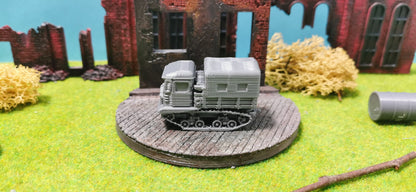 STZ-5 russischer Artillerieschlepper