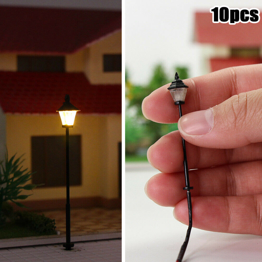 10x LED Parklampen Parkleuchten 3V-12V Höhe circa 4,7cm für H0 TT schwarz