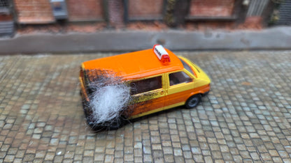 Diverse brennende H0 Autos "Krawalle" + Feuer LED (1:87)