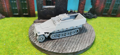 Sd.Kfz 251/21 Schützenpanzerwagen mit FlaK