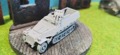 Sd.Kfz 251/21 Schützenpanzerwagen mit FlaK