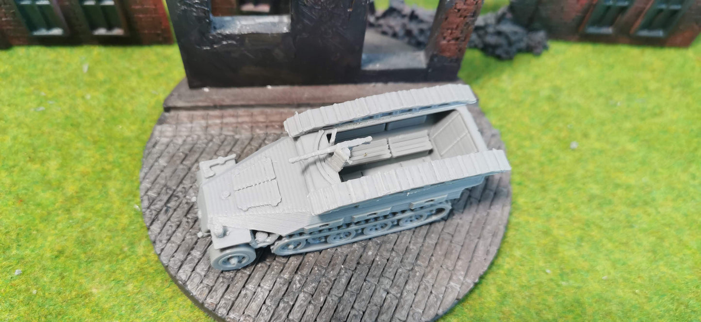 Sd.Kfz 251/7 Schützenpanzerwagen "Pionier"