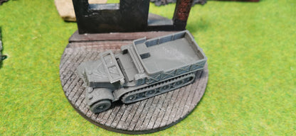 Sd.Kfz. 6 Halbkettenfahrzeug (Zg.Kw. 5t) "Pritsche"