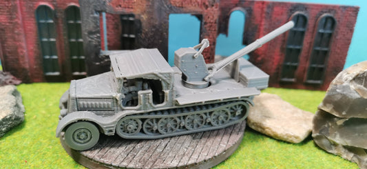 Sd.Kfz. 9 Halbkettenfahrzeug mit Bilstein Kran