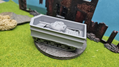 Sherman "DD" Duplex Drive mit aufgeklapptem Schwimmkörper