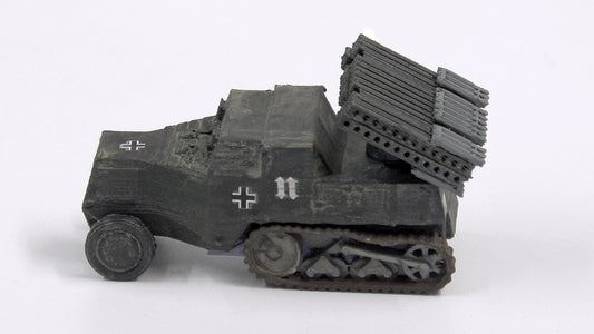 Somua S307 mit Reihenwerfer