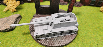 Selbstfahrlafette L/61 "Sturer Emil"