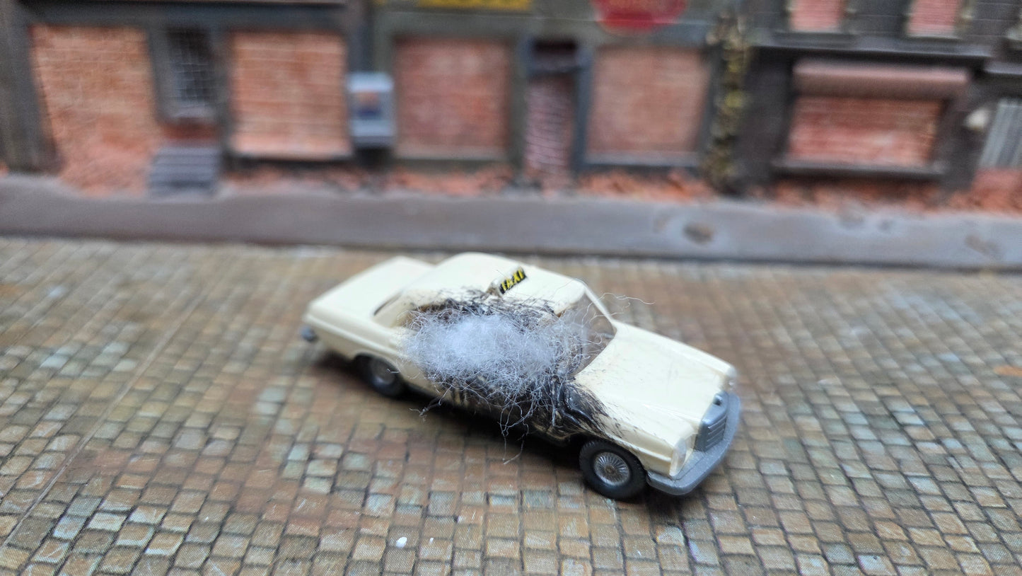 Diverse brennende H0 Autos "Krawalle" + Feuer LED (1:87)