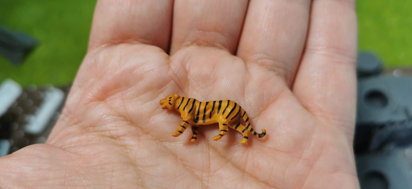 2x Tiger Raubkatzen Figuren Set Tiere 1:87 (H0) - bemalt