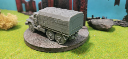 Sowjet LKW Ural 375 mit Plane (NVA)