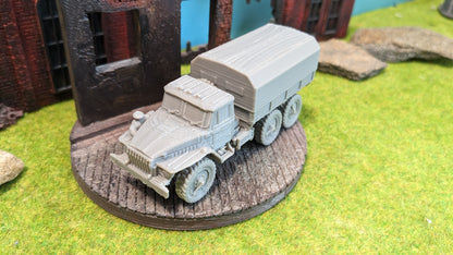 Ural 4320 sowjetischer LKW "Plane"