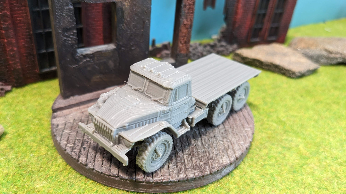 Ural 4320 sowjetischer LKW "Flach"